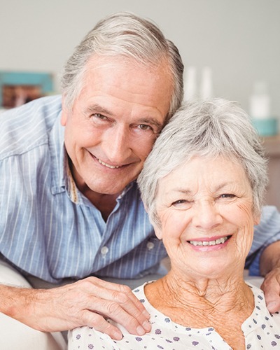 Dentista em Curitiba, Especialista em Implante Dentário, Prótese Dentária, Tratamento de Canal. Nossa Clínica Odontológica conta com uma Equipe de Especialistas com mais de 30 anos de Experiência. Dr Eduardo Gurkewicz também coloca aparelho dentário e realiza Harmonização Facial, buscando corrigir rugas, manchas, cicatrizes e resgatando o rejuvenescimento da pele. A Clínica Odontowicz esta no Cristo Rei. Implante Dentário Curitiba e Prótese Dentária em Curitiba. Clareamento Dentário em Curitiba. Dentista de Qualidade, melhor Dentista em Curitiba.