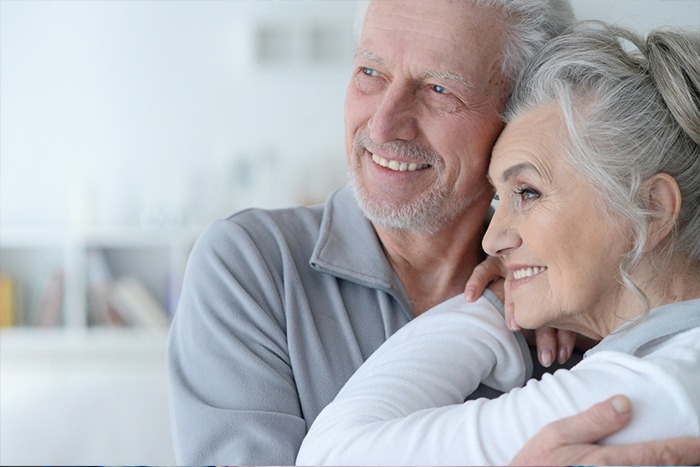 Dentista em Curitiba, Especialista em Implante Dentário, Prótese Dentária, Tratamento de Canal. Nossa Clínica Odontológica conta com uma Equipe de Especialistas com mais de 30 anos de Experiência. Dr Eduardo Gurkewicz também coloca aparelho dentário e realiza Harmonização Facial, buscando corrigir rugas, manchas, cicatrizes e resgatando o rejuvenescimento da pele. A Clínica Odontowicz esta no Cristo Rei. Implante Dentário Curitiba e Prótese Dentária em Curitiba. Clareamento Dentário em Curitiba. Dentista de Qualidade, melhor Dentista em Curitiba.